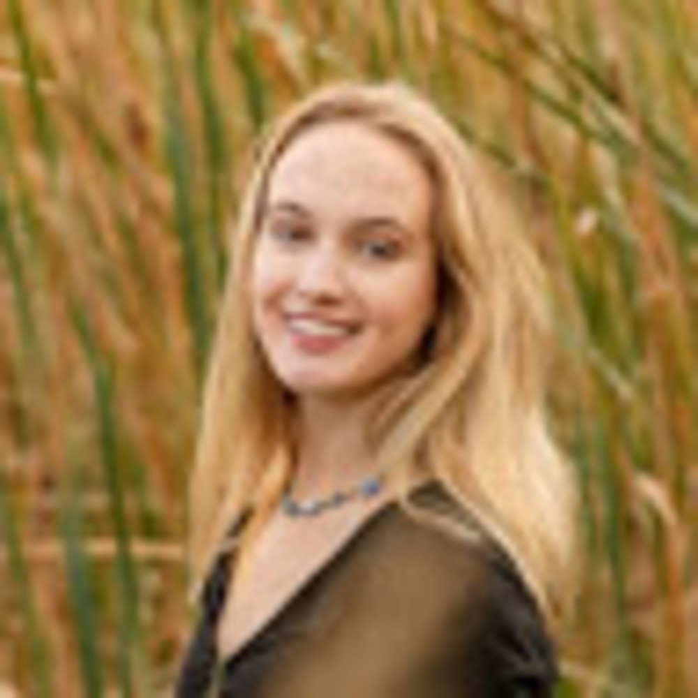 Meet your Posher, Lainey